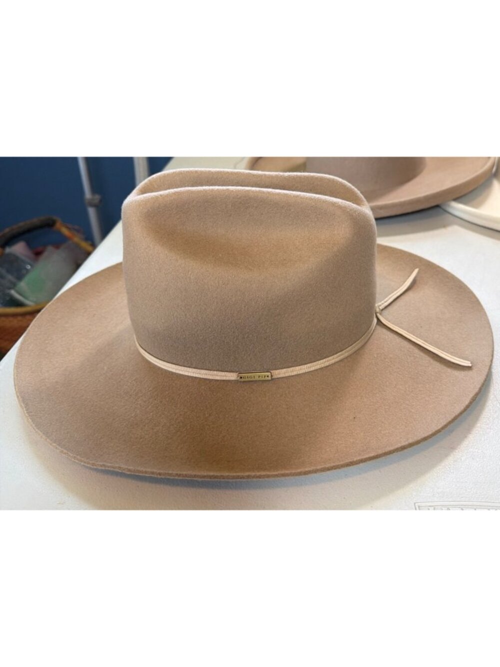 Gigi Pip Ezra Western Hat Cattleman Cowgirl 55cm XS MSRP$136 Worn Once - Picture 11 of 17